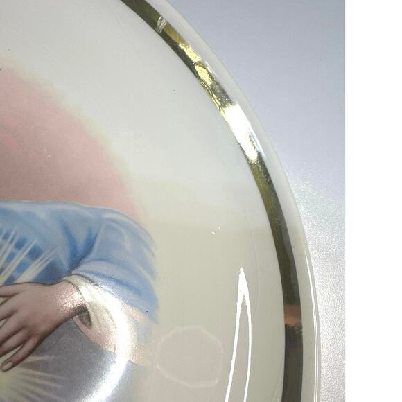 Mother Mary Sacred Heart Decorative Plate Warranted 22k Gold trim. - Picture 6 of 6